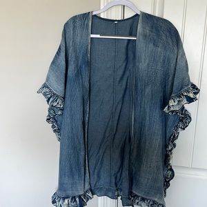 Light weight kimono style with ruffles